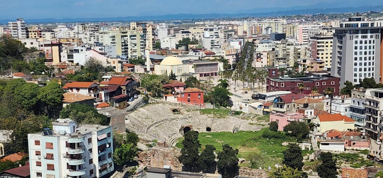 Durres City Apartment, City Center & Close To The Beach Екстериор снимка