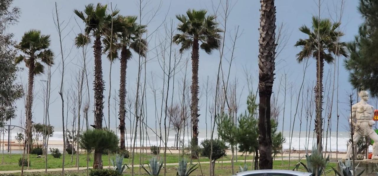 Durres City Apartment, City Center & Close To The Beach Екстериор снимка