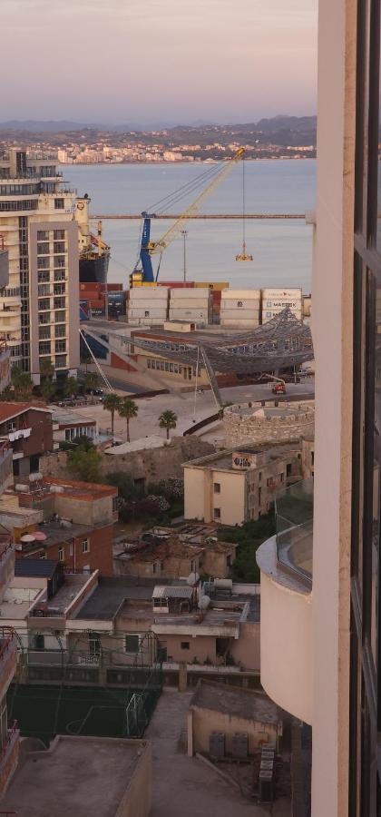 Durres City Apartment, City Center & Close To The Beach Екстериор снимка