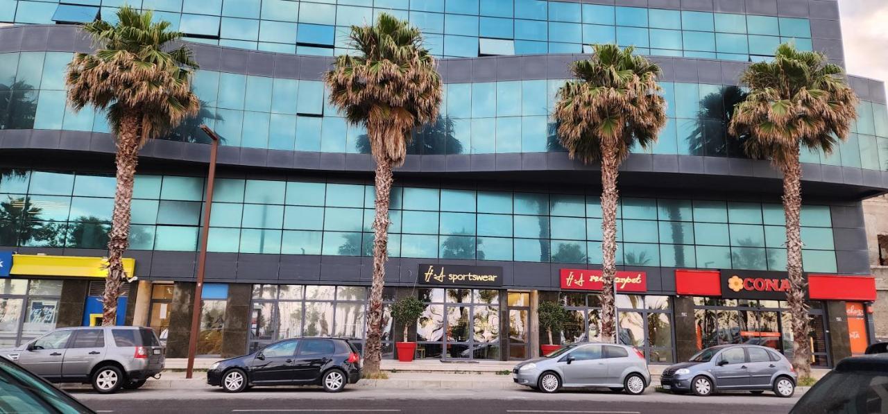 Durres City Apartment, City Center & Close To The Beach Екстериор снимка