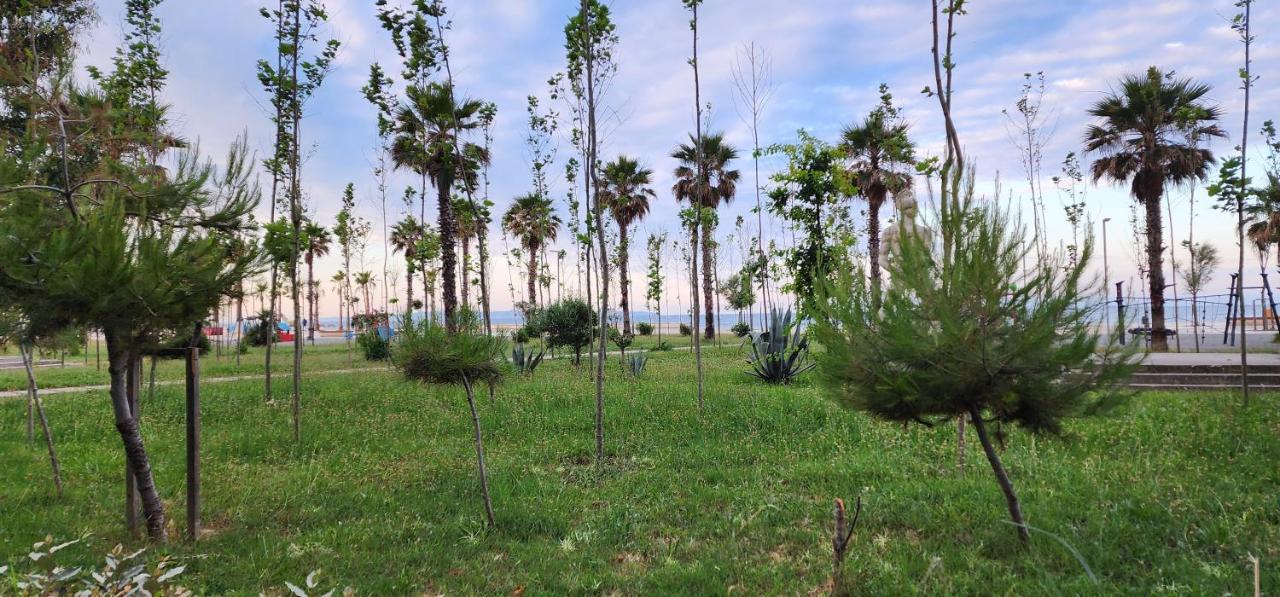 Durres City Apartment, City Center & Close To The Beach Екстериор снимка